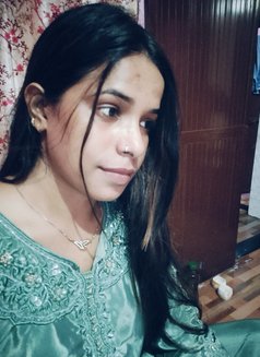 Riya - escort in Bangalore Photo 5 of 6