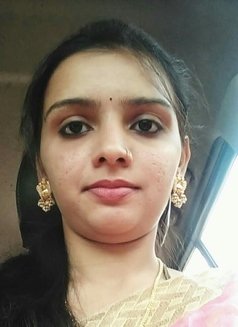 Riya - escort in Bangalore Photo 1 of 1