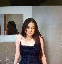 Riya - puta in Chandigarh