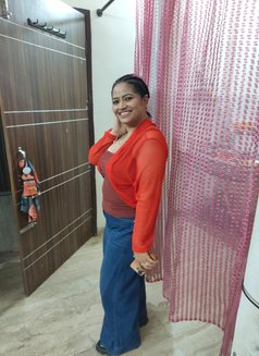 Riya - escort in Chandigarh Photo 2 of 5