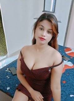 Riya - escort in Chennai Photo 2 of 2