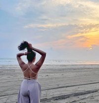 Riya - puta in Chennai