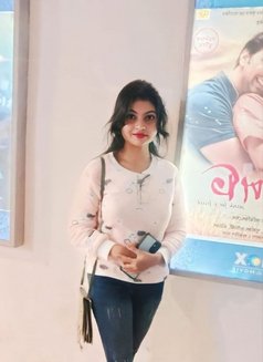 Riya - escort in Chennai Photo 3 of 4