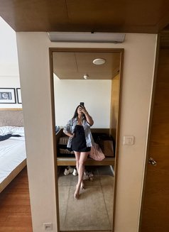Riya - puta in Dubai Photo 7 of 9