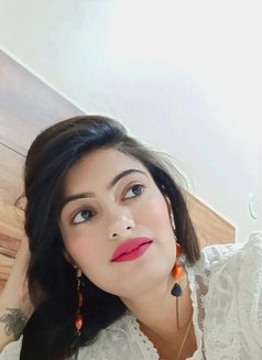 Mahi - puta in Gurgaon Photo 1 of 4