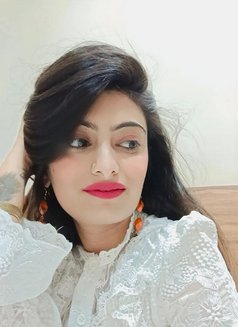 Mahi - puta in Gurgaon Photo 2 of 4