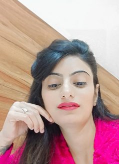 Mahi - puta in Gurgaon Photo 3 of 4