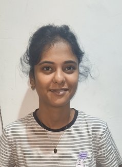 Riya - escort in Gurgaon Photo 1 of 2