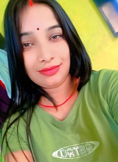 ️Riya - puta in Hyderabad Photo 2 of 2