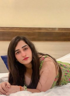 Riya - escort in Hyderabad Photo 2 of 4