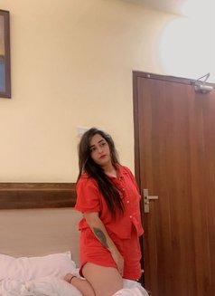 Riya - escort in Hyderabad Photo 3 of 4