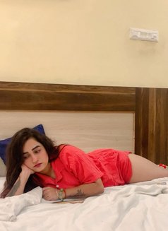 Riya - escort in Hyderabad Photo 4 of 4