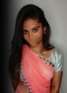 Riya - escort in Hyderabad Photo 3 of 4