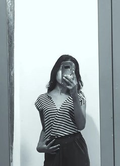 Riya - escort in Indore Photo 3 of 3