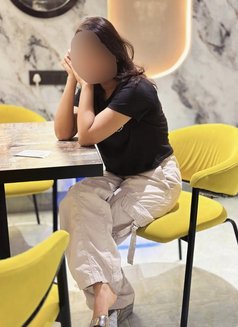 Riya - escort in Jaipur Photo 2 of 3