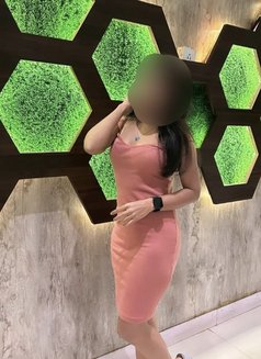 Riya - escort in Jaipur Photo 3 of 3