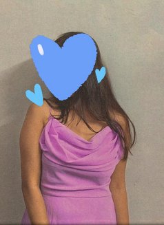 Riya - escort in Hyderabad Photo 2 of 5