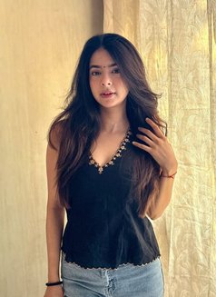 Riya - escort in Hyderabad Photo 3 of 4