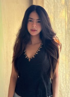 Riya - escort in Hyderabad Photo 4 of 4