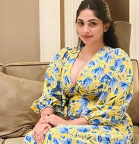Riya - escort in Kochi