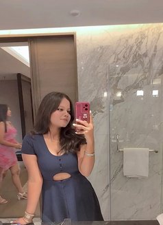 Riya - escort in Kolkata Photo 12 of 14