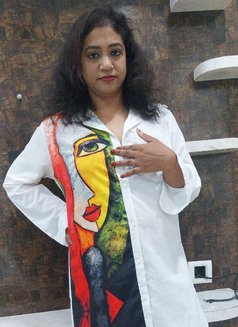 Riya meet or Cam Available - escort in Kolkata Photo 1 of 3