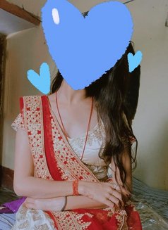 Riya - puta in Jhansi Photo 1 of 2