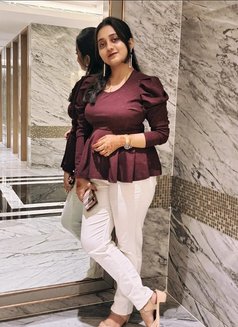 Riya - escort in Mumbai Photo 1 of 2