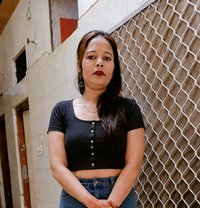 Riya - puta in Mumbai