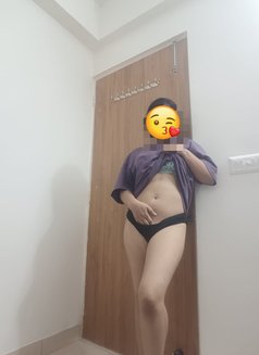 Riya - escort in Mysore Photo 11 of 16