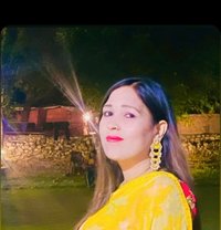 Riya - escort in Noida
