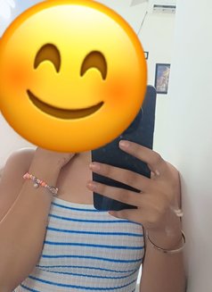 Riya - escort in New Delhi Photo 2 of 3