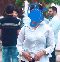 Riya - escort in Noida