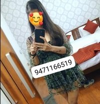 Riya - escort in Chennai Photo 2 of 5