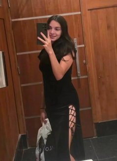 Dipa - puta in Pune Photo 3 of 3