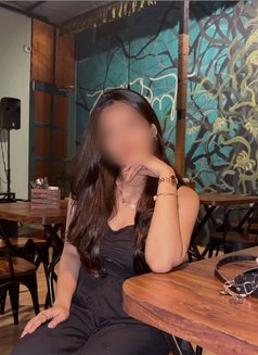 Riya - escort in Surat Photo 1 of 2