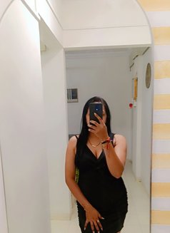 Riya - Intérprete de adultos in Surat Photo 1 of 5