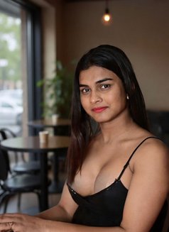 Riya - Transsexual escort in Bangalore Photo 13 of 16