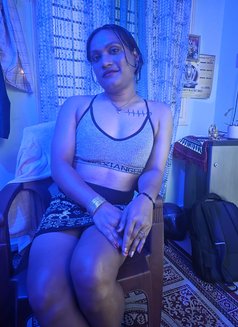 Riya - Transsexual escort in Bangalore Photo 2 of 4