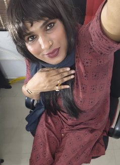 Riya - Intérprete transexual de adultos in Ernakulam Photo 2 of 3