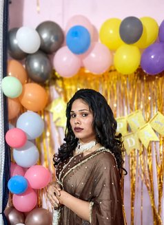 Riya - Transsexual escort in Hyderabad Photo 3 of 3