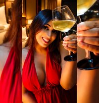 ️ RIYA - Transsexual escort in New Delhi