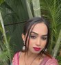 Riya - Acompañantes transexual in Pune Photo 2 of 15