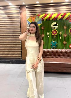 Riya Indian Model - escort in Al Manama Photo 6 of 9