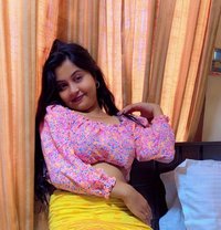 TAMIL COLLEGE GIRLS AND ARTIST AVAILABLE - escort in Chennai