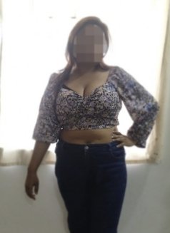 🦋Riya (individual)Real Meet&Cam session - puta in Bangalore Photo 1 of 4