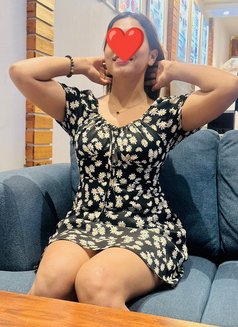Riya Khatri for hand cash service - escort in Kathmandu Photo 2 of 2