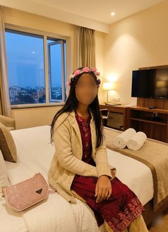 Riya kumari - escort in Ahmedabad Photo 2 of 6