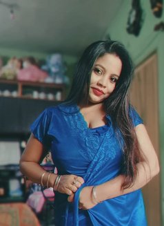 Riya Mukharjee 🩵🩵🩵 - escort in Kolkata Photo 13 of 18