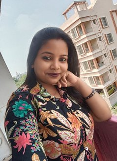 Riya Mukharjee 🩵🩵🩵 - escort in Kolkata Photo 24 of 28